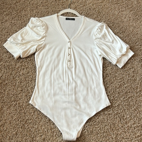 NWOT ribbed bodysuit - Picture 3 of 5